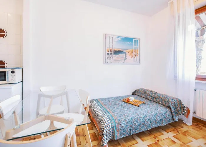 Silent Apartment By Wonderful Italy